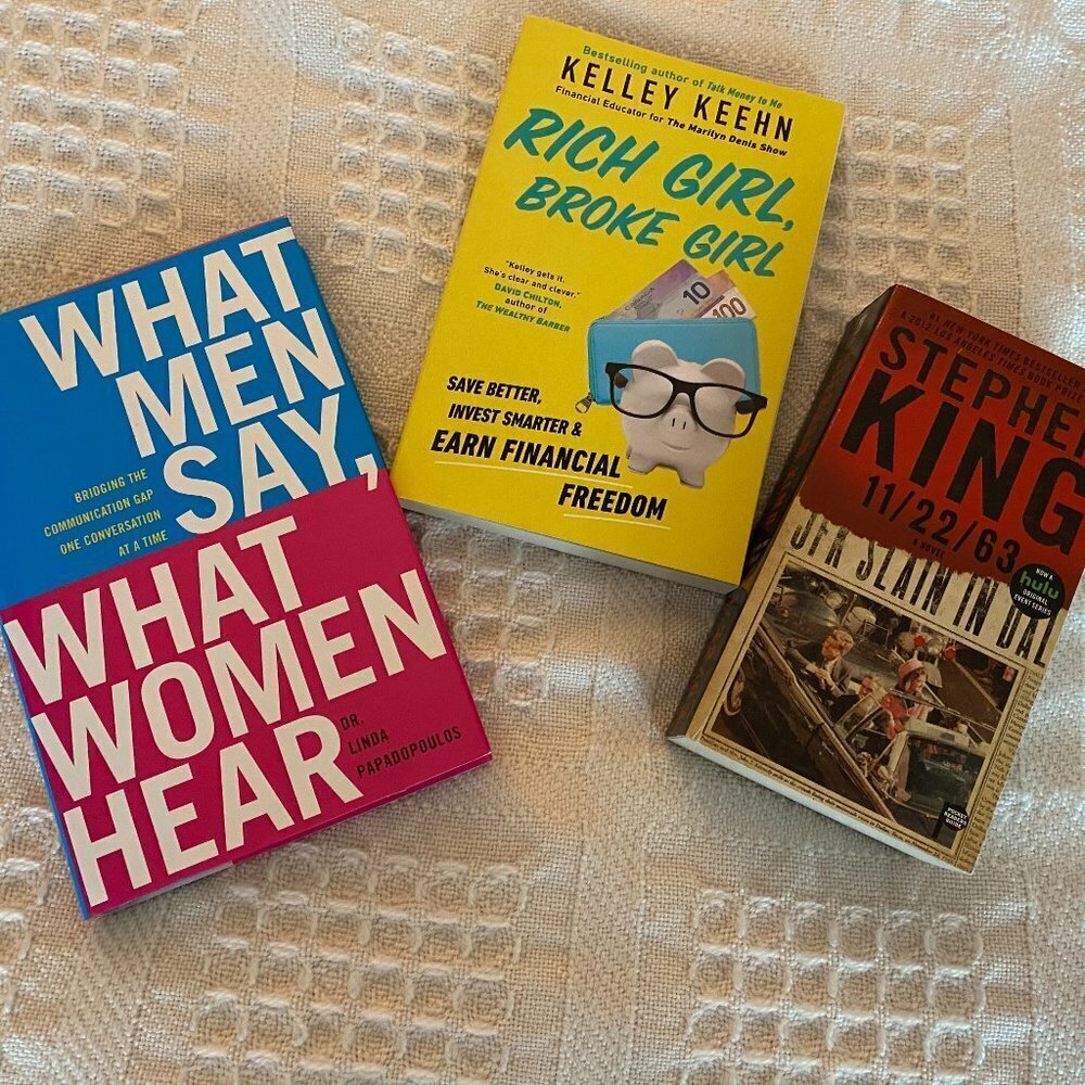 3 for $25 Bundle Books Financial Freedom Steven King and Women Psychology